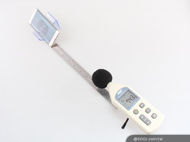 三星Note7开箱速览 3D曲面设计外观靓 三星Note7开箱速览 3D曲面设计外观靓