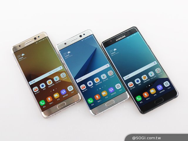 三星Note7开箱速览 3D曲面设计外观靓 三星Note7开箱速览 3D曲面设计外观靓