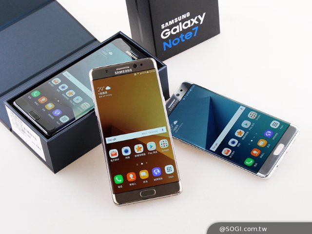 三星Note7开箱速览 3D曲面设计外观靓 三星Note7开箱速览 3D曲面设计外观靓
