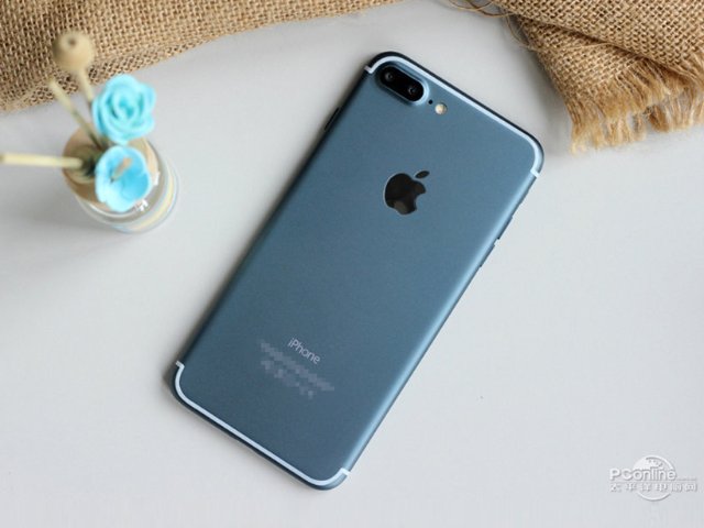 5.5寸蓝色iPhone 7亮相 采用iOS 10界面 5.5寸蓝色iPhone 7亮相 采用iOS 10界面
