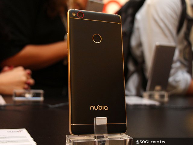 努比亚首度参展IFA nubia Z11黑金版发布 努比亚首度参展IFA nubia Z11黑金版发布