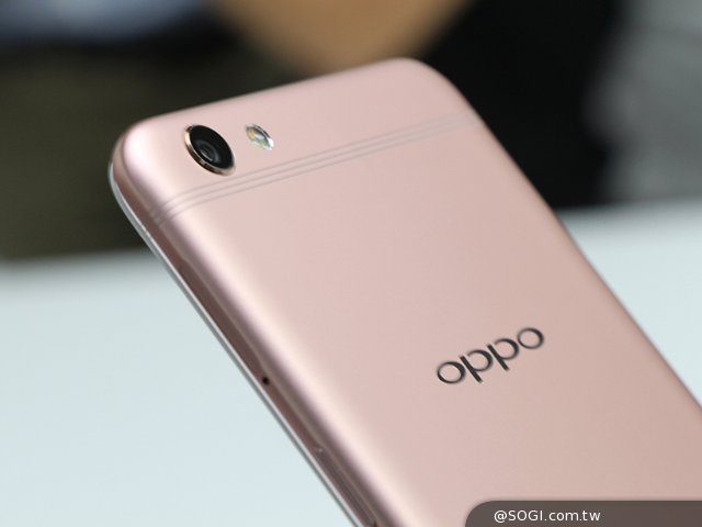 拍照手机OPPO R9s与R9s Plus上海现场速测 拍照手机OPPO R9s与R9s Plus上海现场速测