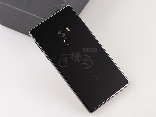 6.4寸全屏概念手机小米MIX开箱评测体验 6.4寸全屏概念手机小米MIX开箱评测体验