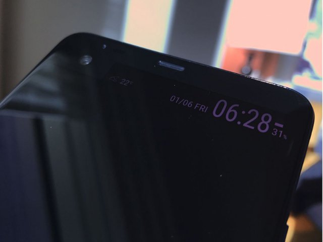 HTC U Ultra实机照疑曝光:双屏幕设计 HTC U Ultra实机照疑曝光:双屏幕设计